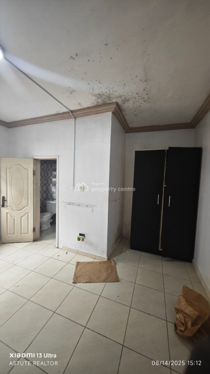 Self Service 2 Bedrooms Flat, Oniru Resettlements Scheme, Oniru, Victoria Island (vi), Lagos, Flat / Apartment for Rent