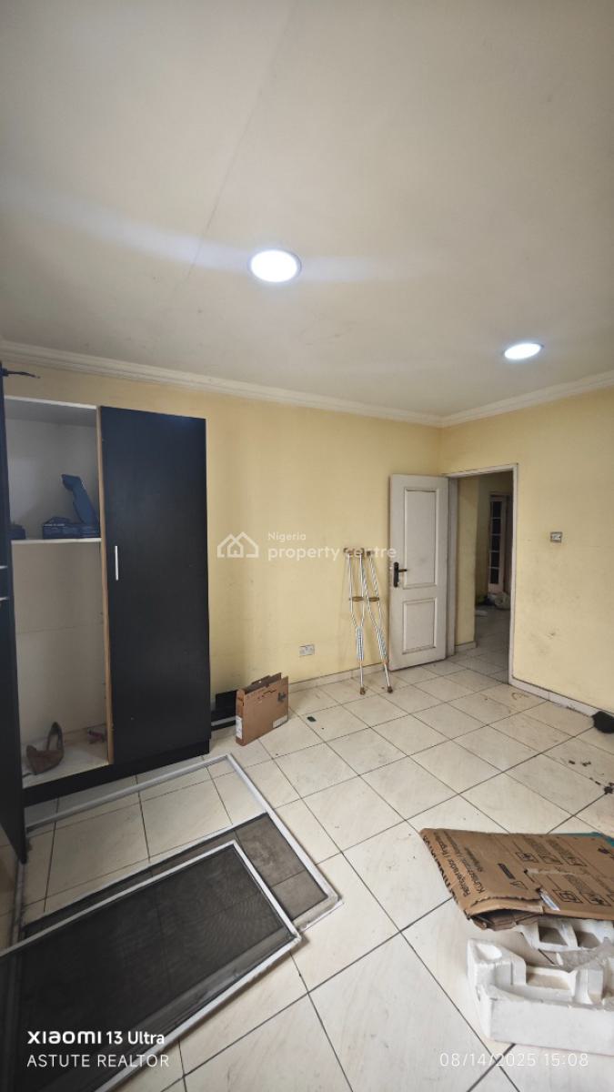 Self Service 2 Bedrooms Flat, Oniru Resettlements Scheme, Oniru, Victoria Island (vi), Lagos, Flat / Apartment for Rent