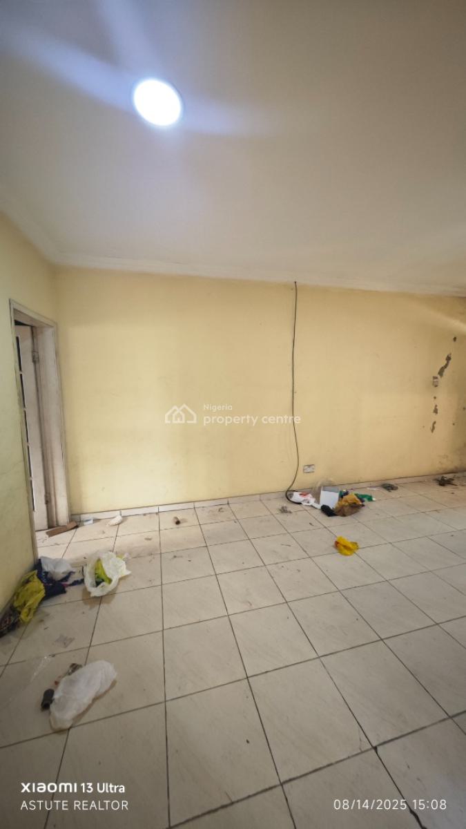 Self Service 2 Bedrooms Flat, Oniru Resettlements Scheme, Oniru, Victoria Island (vi), Lagos, Flat / Apartment for Rent