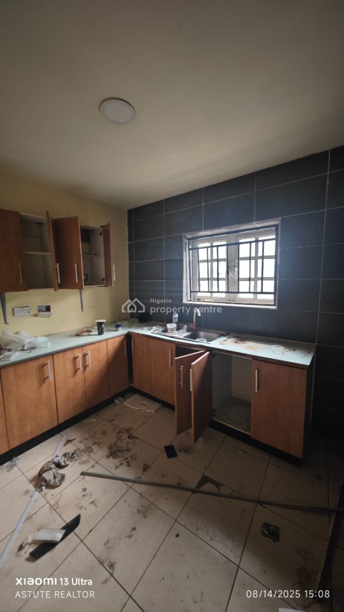 Self Service 2 Bedrooms Flat, Oniru Resettlements Scheme, Oniru, Victoria Island (vi), Lagos, Flat / Apartment for Rent