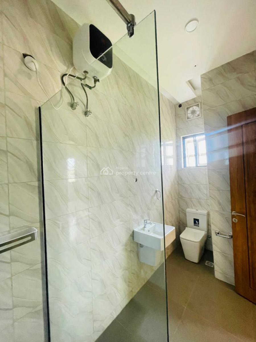 Newly Built 2 Bedroom Apartment with Bq, Lekki Phase 1, Lekki, Lagos, Flat / Apartment for Rent