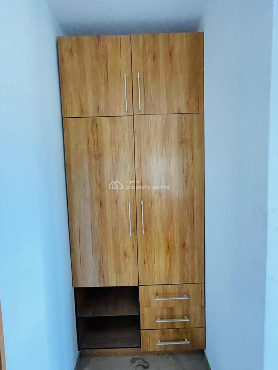 Newly Built 1 Bedroom Apartment, Lekki Phase 1, Lekki, Lagos, Flat / Apartment for Rent