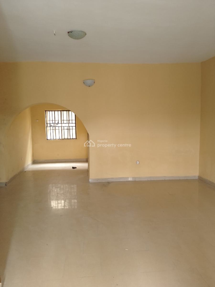Spacious 3 Bed Ensuite with Visitors Toilet Freshly Renovated, Agunbiade Street, Ogombo, Ajah, Lagos, Flat / Apartment for Rent