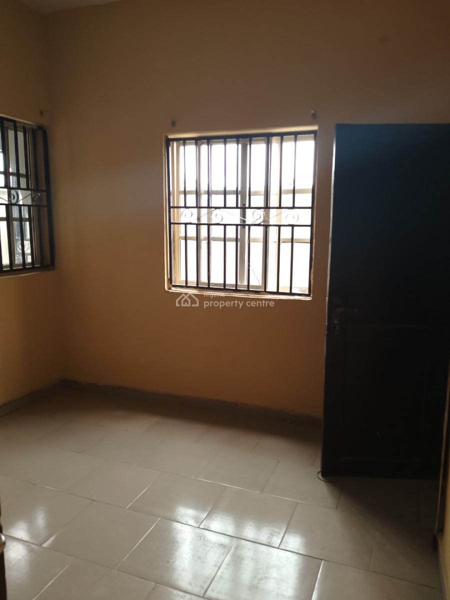 Spacious 3 Bed Ensuite with Visitors Toilet Freshly Renovated, Agunbiade Street, Ogombo, Ajah, Lagos, Flat / Apartment for Rent