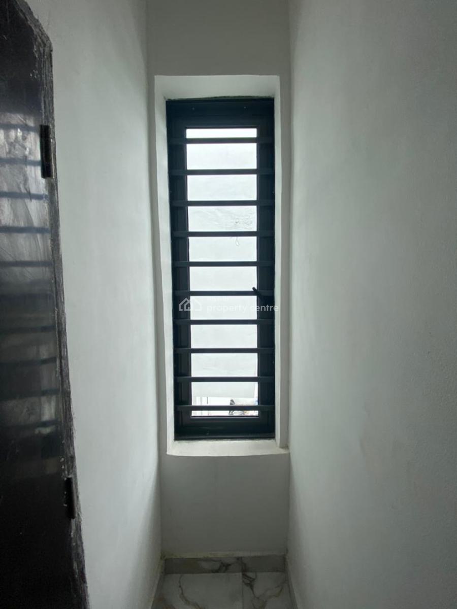 an Executive 3bed Terrace Duplex, Usman Immanuel Estate, Ajah, Lagos, Detached Duplex for Sale