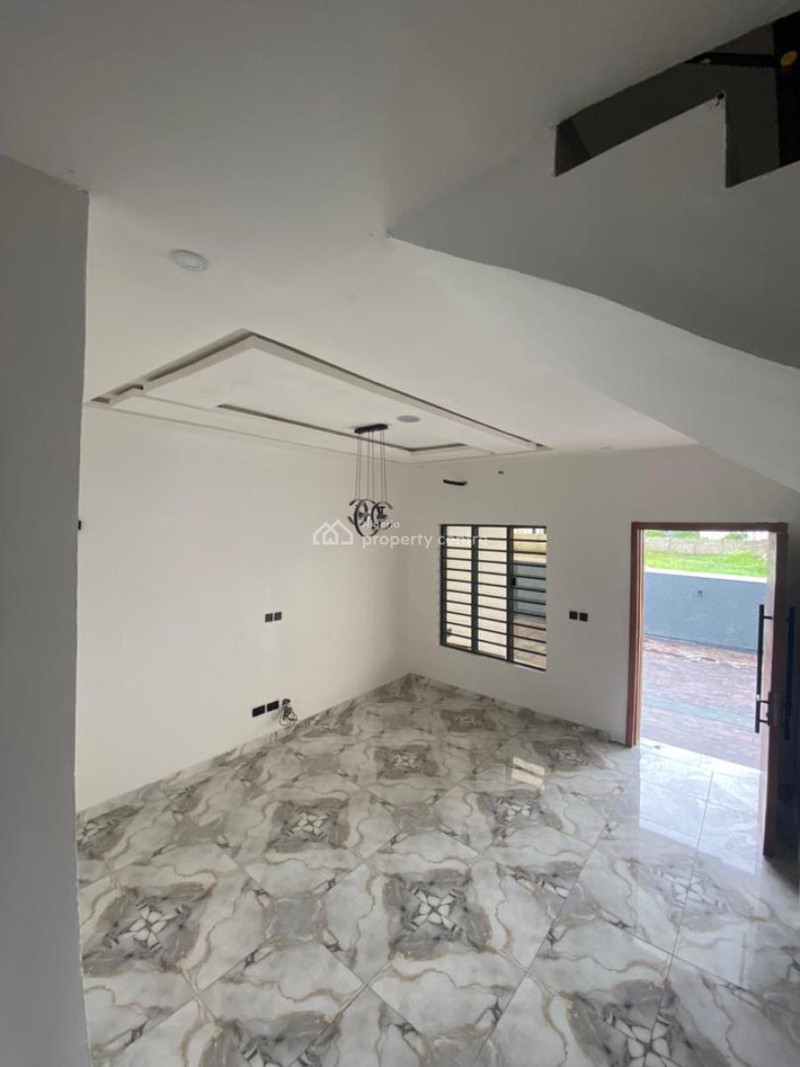 an Executive 3bed Terrace Duplex, Usman Immanuel Estate, Ajah, Lagos, Detached Duplex for Sale