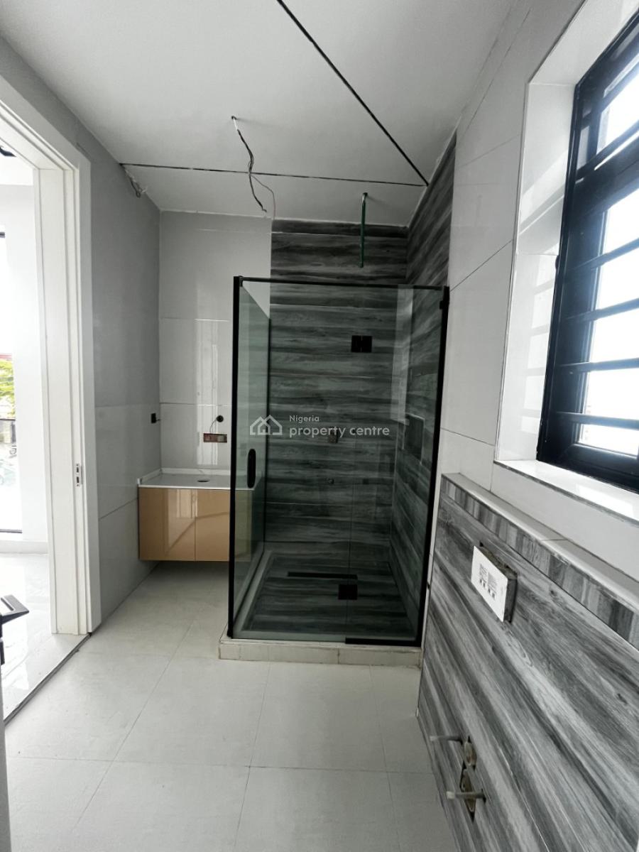5 Bedroom House with Bq, Lekki Phase 1, Lekki, Lagos, Detached Duplex for Sale