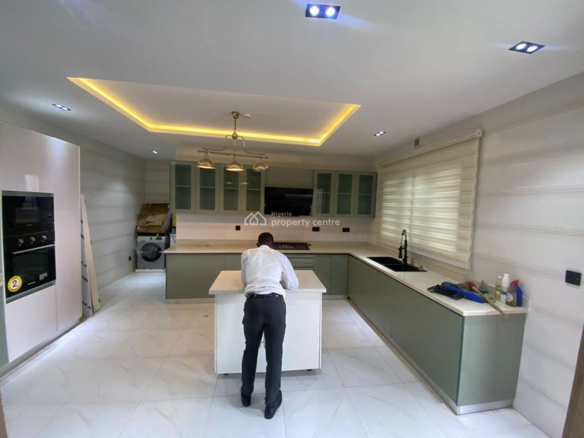 4‐bedroom Maisonette, Lekki Phase 1, Lekki, Lagos, House for Rent