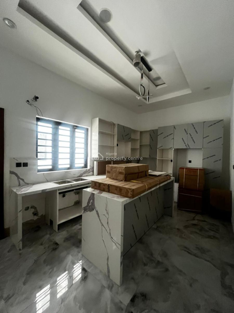 5 Bedroom House with Bq, Osapa, Lekki, Lagos, Detached Duplex for Sale