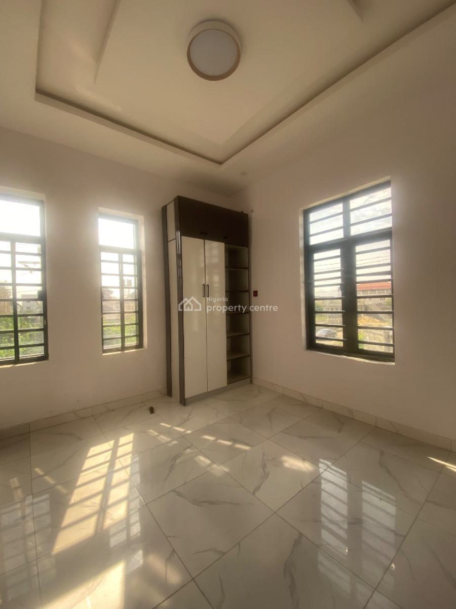 Luxury 2bed with Swimming Pool & Gym, 24hrs Light, Lekki Scheme 2, Ajah, Lagos, Flat / Apartment for Rent