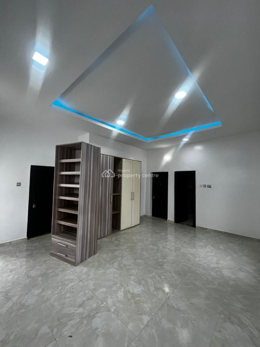 5 Bedroom House with Bq, Osapa, Lekki, Lagos, Detached Duplex for Rent