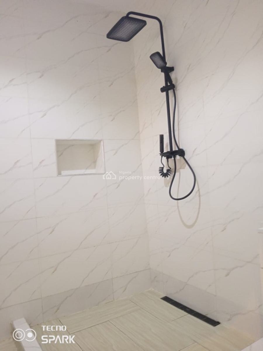 Luxury Spacious 3 Bedroom Apartment, Area 11, Garki, Abuja, Flat / Apartment for Rent