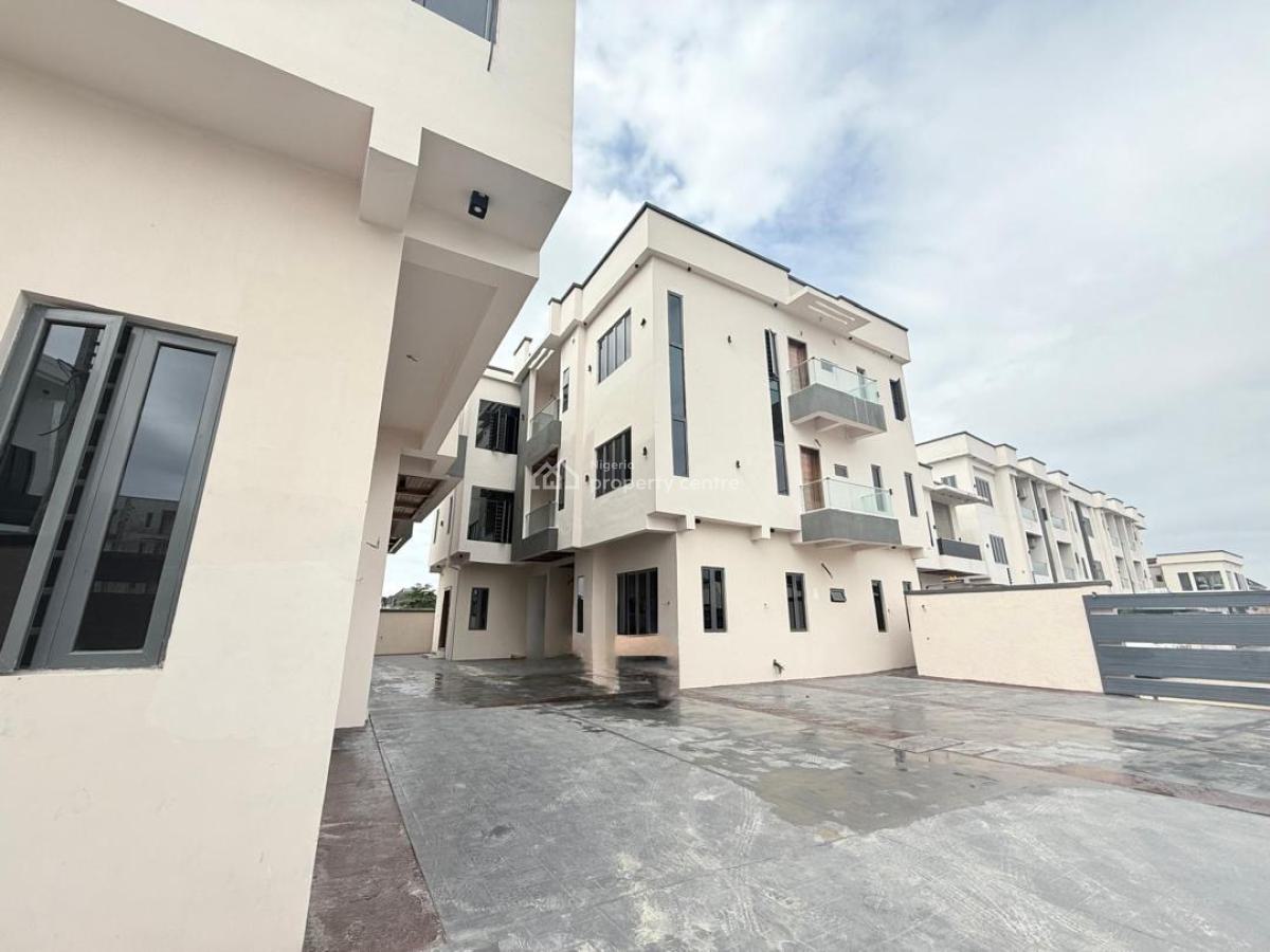 Luxury 2bedroom Flat at Agungi with Excellent Facilities, Agungi, Lekki, Lagos, Flat / Apartment for Sale