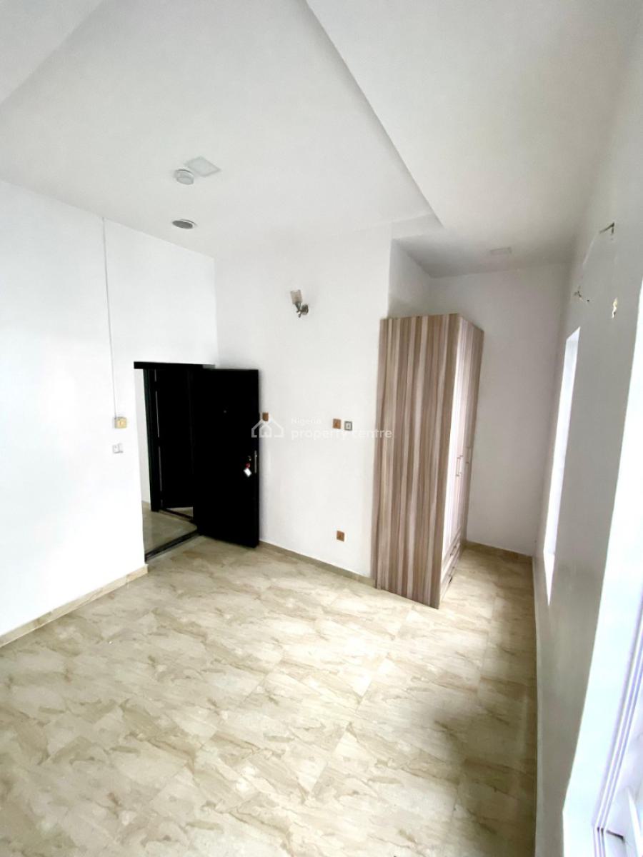 Lovely 5 Bedroom Fully Detached Duplex with Bq, Chevron, Lekki, Lagos, Semi-detached Duplex for Rent