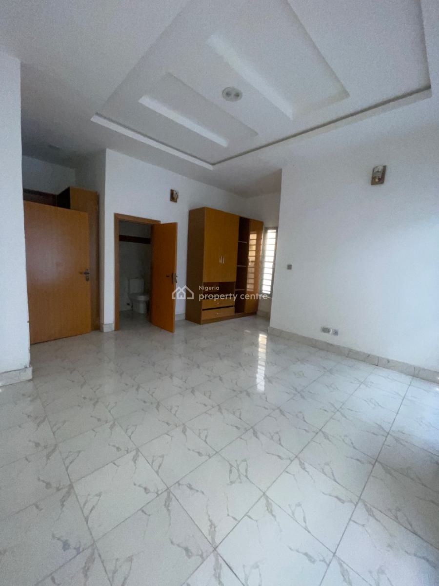 a Luxury 4 Bedroom Terrace Duplex, Along Mobil Road, Ilaje, Ajah, Lagos, Terraced Duplex for Rent
