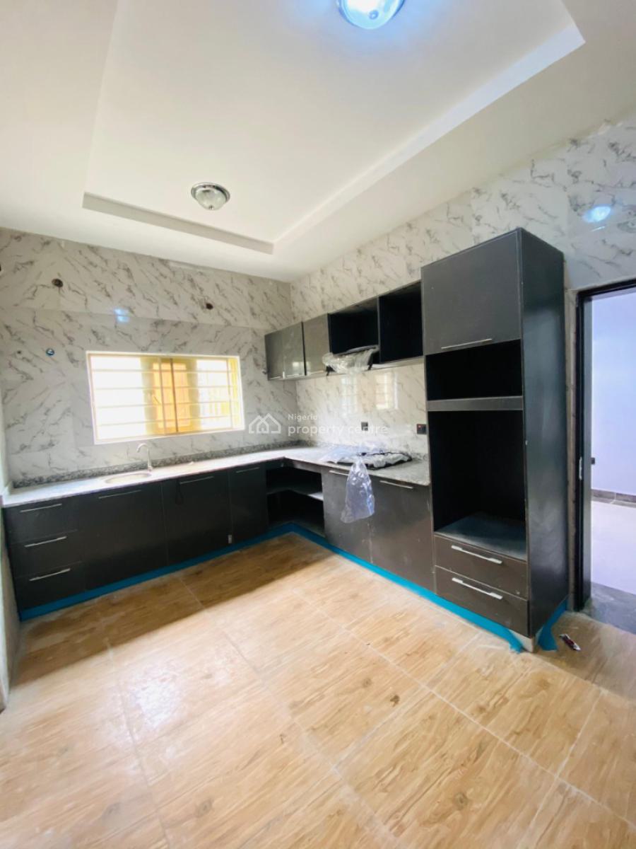 3 Bedroom Flat with Bq, Sangotedo, Ajah, Lagos, Flat / Apartment for Rent