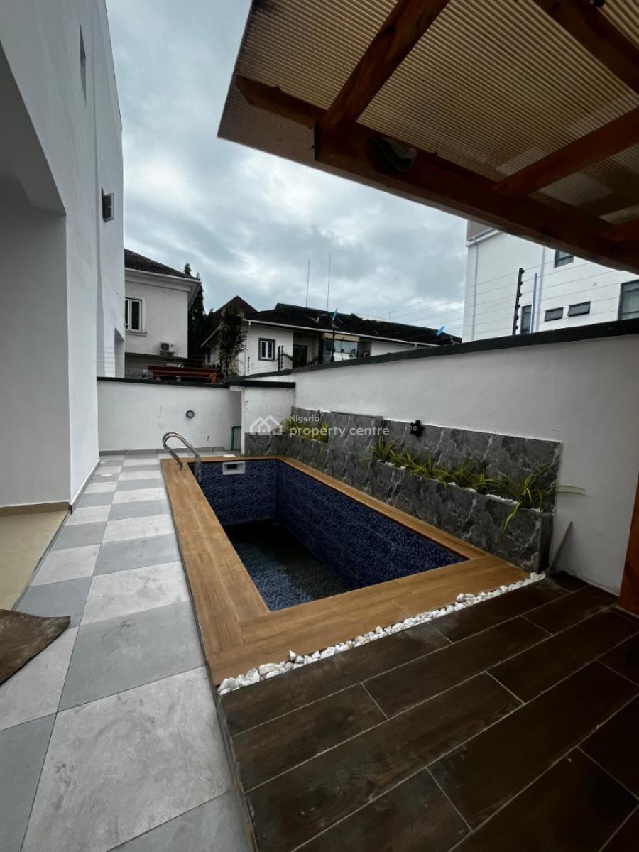5 Bedroom House with Bq, Chevron, Lekki Phase 1, Lekki, Lagos, Detached Duplex for Sale