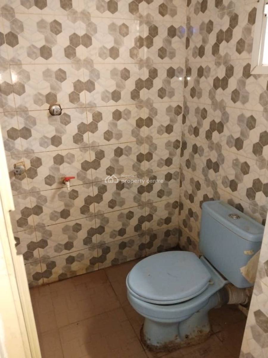 Clean and Spacious Miniflat (upstairs) with 2 Toilets, Badore, Ajah, Lagos, Mini Flat (room and Parlour) for Rent