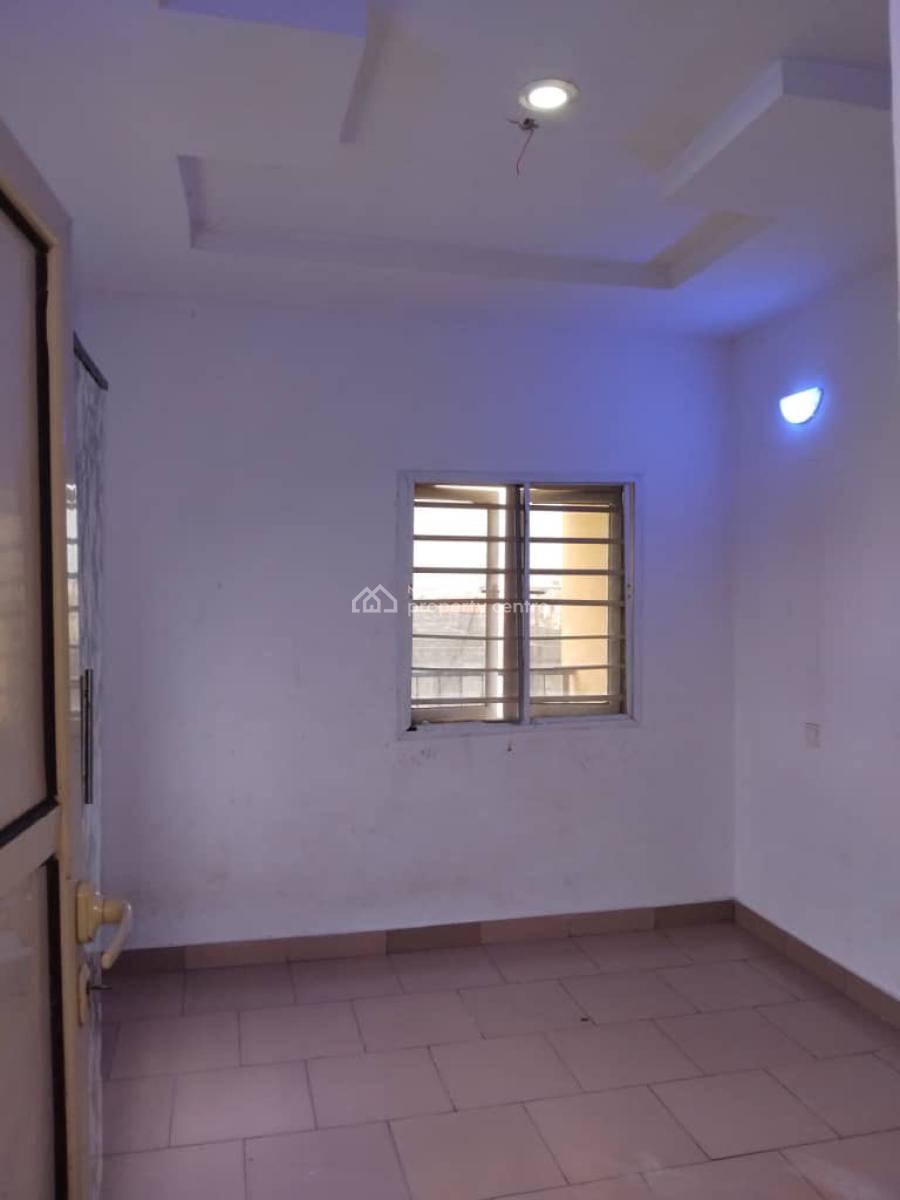 Clean and Spacious Miniflat (upstairs) with 2 Toilets, Badore, Ajah, Lagos, Mini Flat (room and Parlour) for Rent