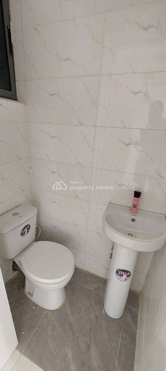 Brand New 2 Bedroom Flat with Swimming Pool & Gym House, Ilasan, Lekki, Lagos, Flat / Apartment for Sale