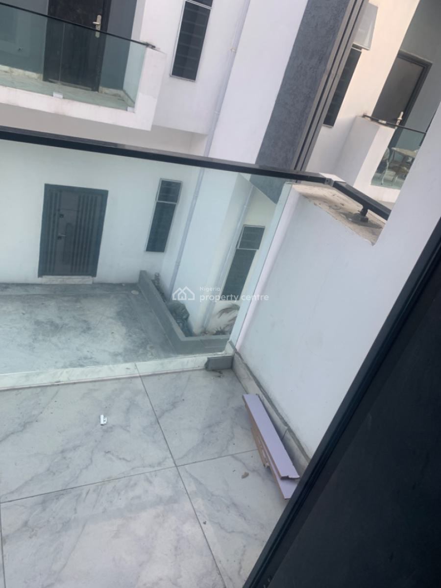 Brand New Studio Self Contained, Ologolo, Lekki, Lagos, Flat / Apartment for Rent