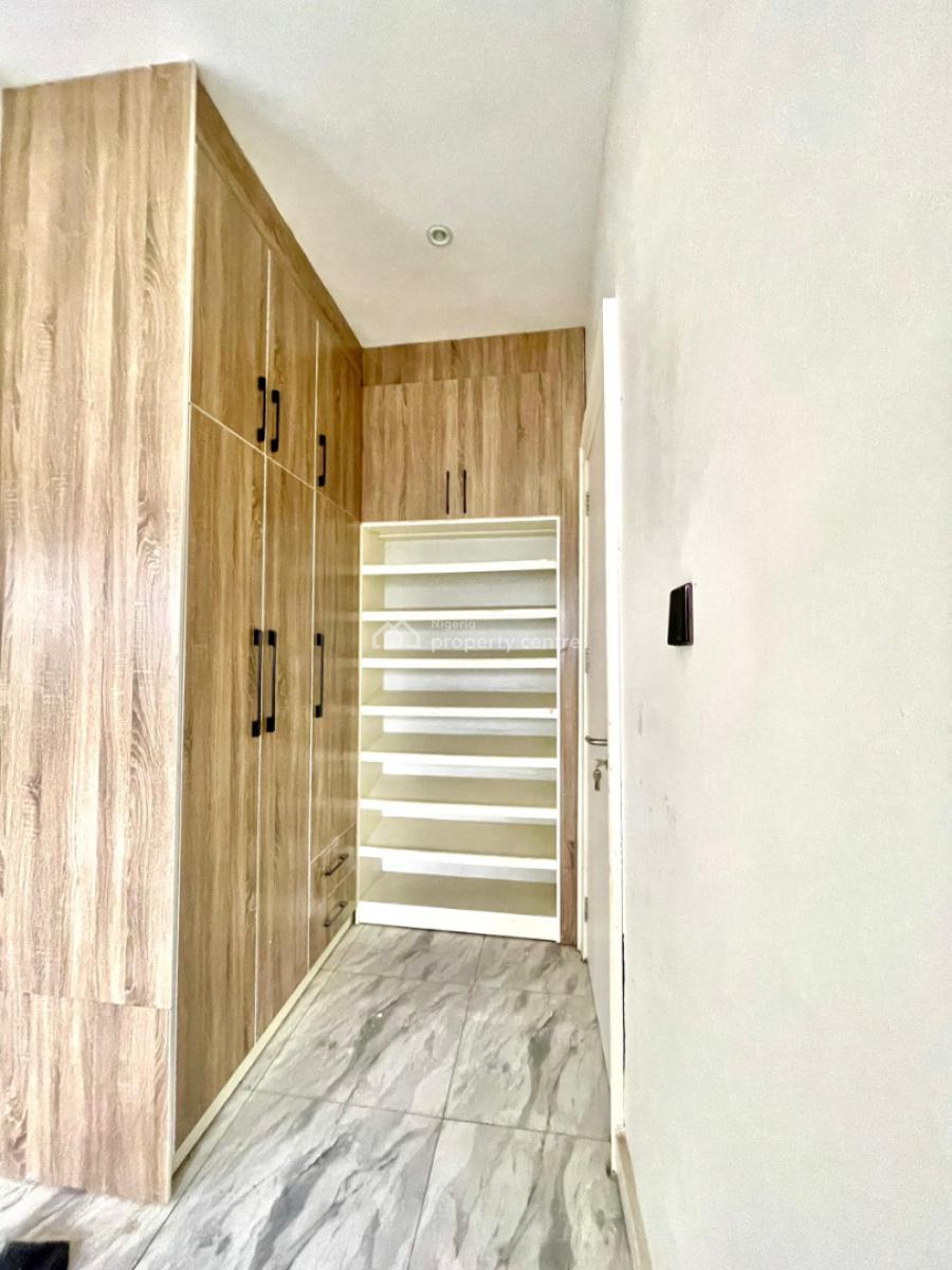 Beautifully Finished 3 Bedroom Flat Available, Gilmore, Jahi, Abuja, Flat / Apartment for Rent