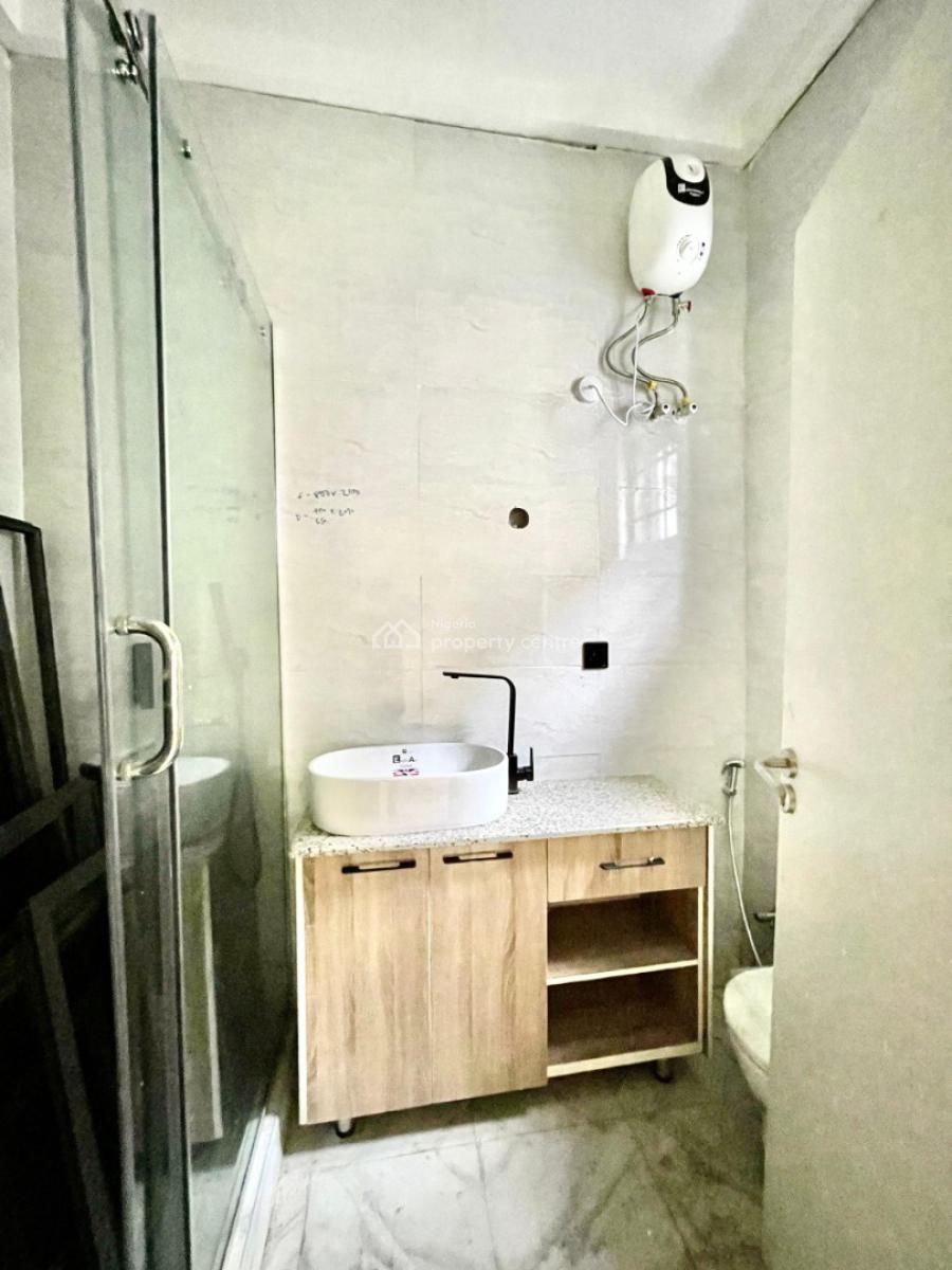 Beautifully Finished 3 Bedroom Flat Available, Gilmore, Jahi, Abuja, Flat / Apartment for Rent