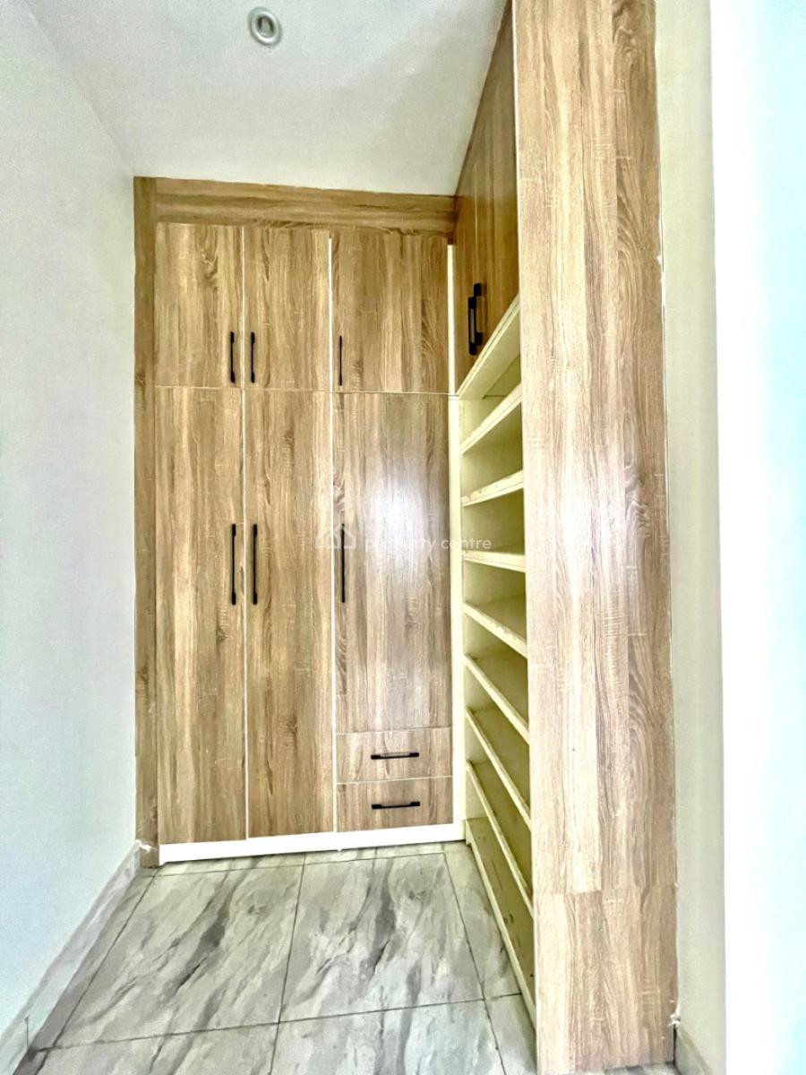 Beautifully Finished 3 Bedroom Flat Available, Gilmore, Jahi, Abuja, Flat / Apartment for Rent