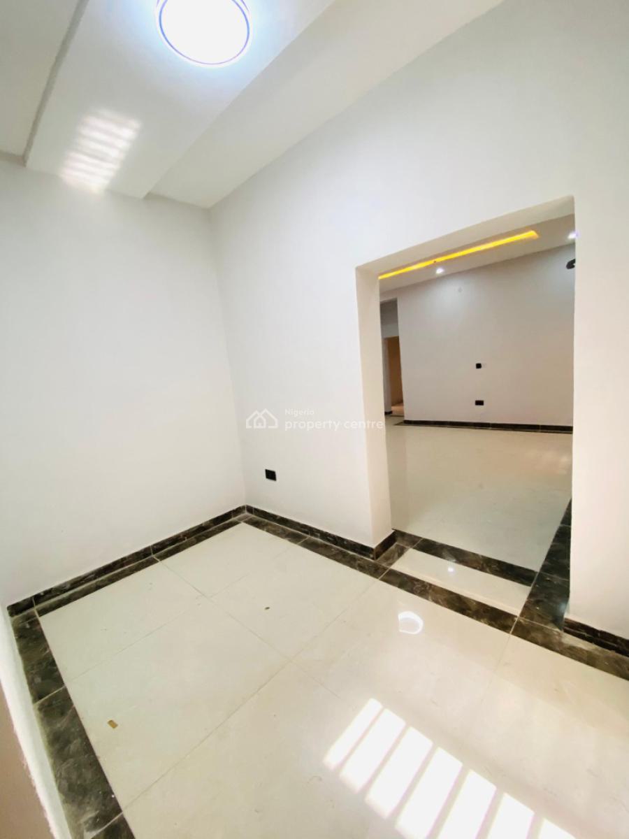 3 Bedroom Flat with Bq, Close to Monastery Road, Sangotedo, Ajah, Lagos, Flat / Apartment for Sale