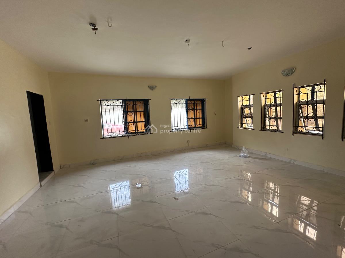 3 Bedroom Flat, Off International Airport Road, Ajao Estate, Isolo, Lagos, Flat / Apartment for Rent