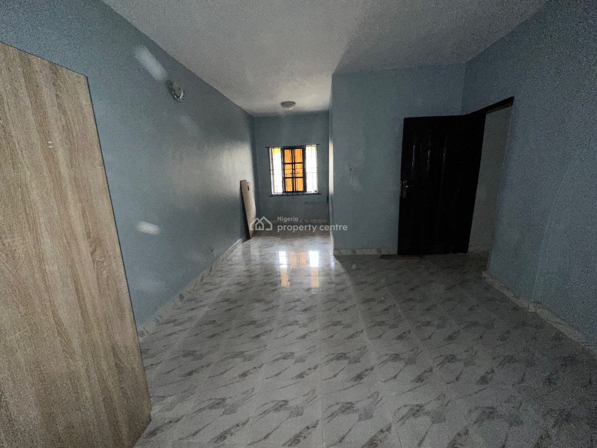 3 Bedroom Flat, Off International Airport Road, Ajao Estate, Isolo, Lagos, Flat / Apartment for Rent