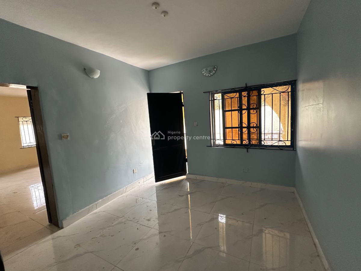 3 Bedroom Flat, Off International Airport Road, Ajao Estate, Isolo, Lagos, Flat / Apartment for Rent