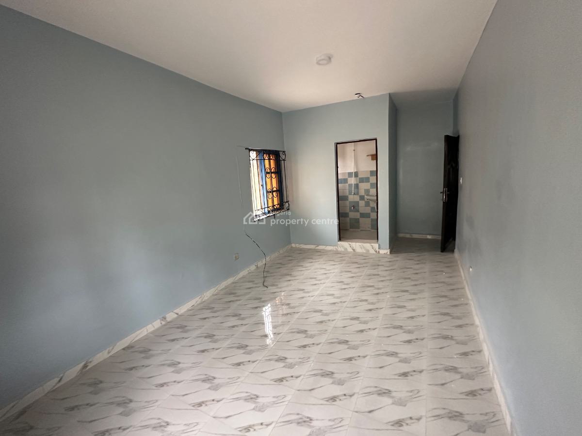 3 Bedroom Flat, Off International Airport Road, Ajao Estate, Isolo, Lagos, Flat / Apartment for Rent