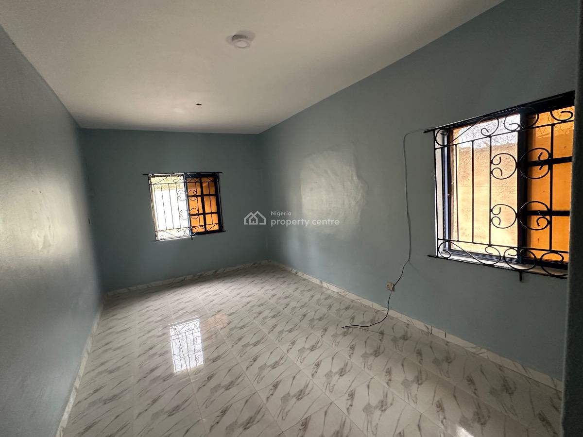 3 Bedroom Flat, Off International Airport Road, Ajao Estate, Isolo, Lagos, Flat / Apartment for Rent