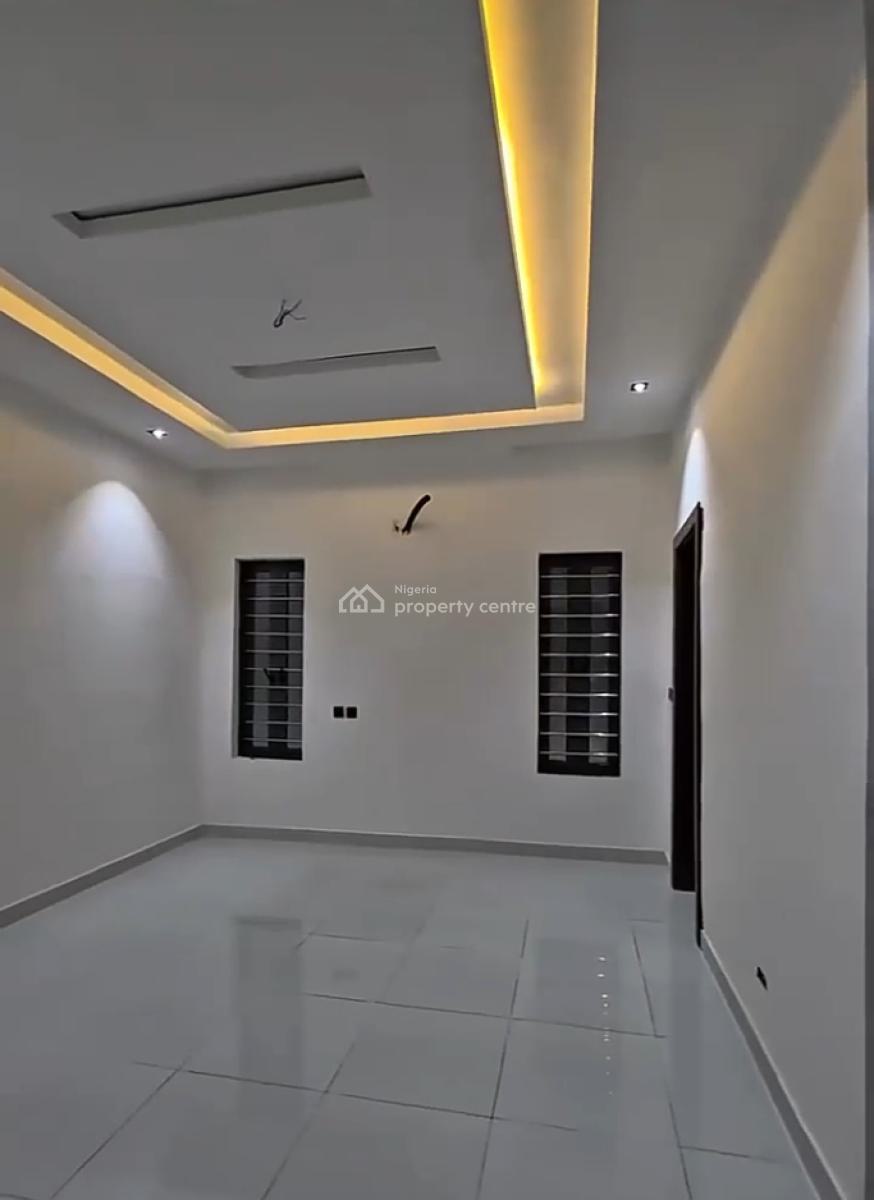 5 Bedrooms Fully Detached with Bq and Swimming Pool, Ajah, Lagos, Detached Duplex for Sale
