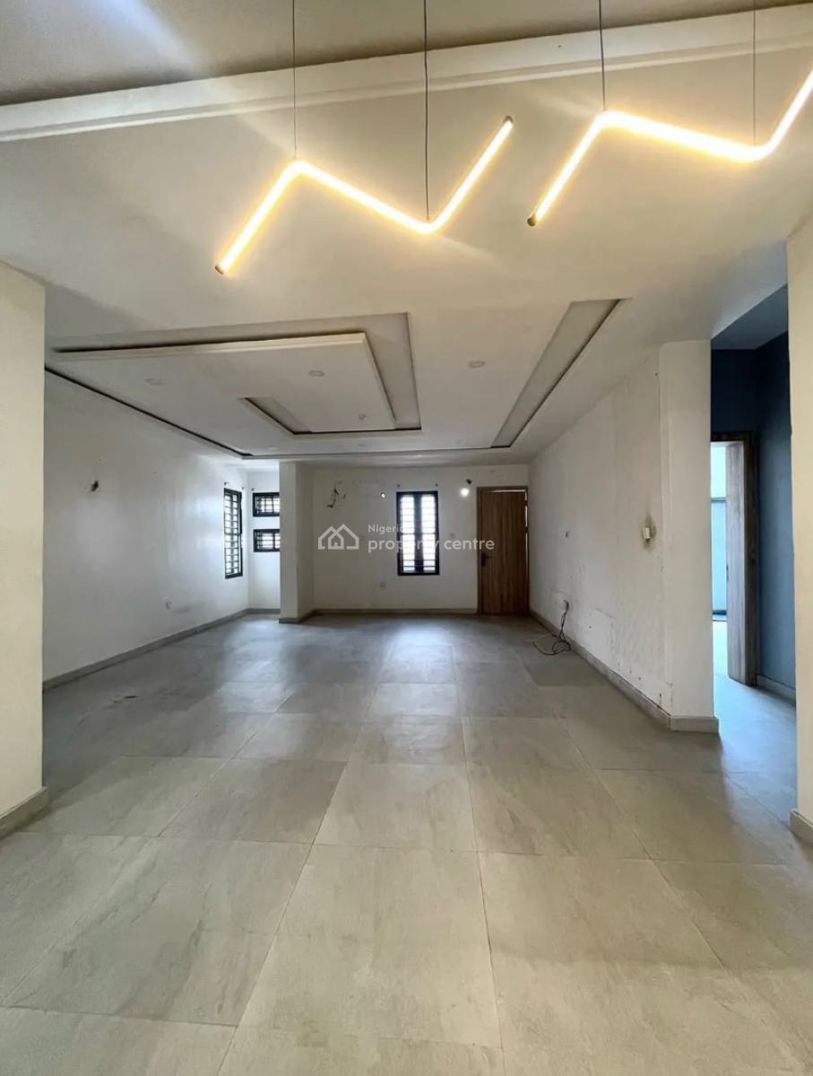 Well Built Serviced 2 Bedroom Apartment, Ikate Elegushi, Lekki, Lagos, Flat / Apartment for Rent