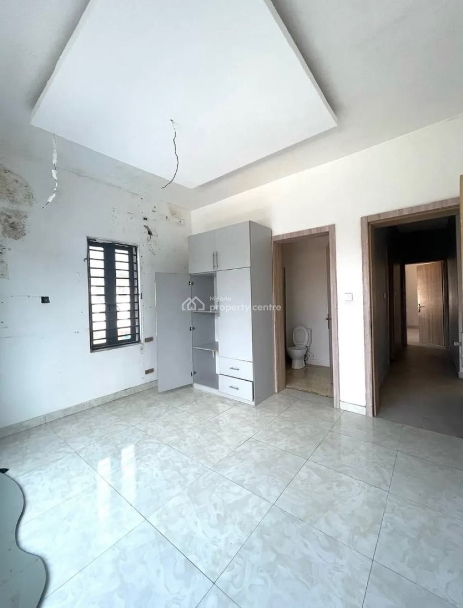 Well Built Serviced 2 Bedroom Apartment, Ikate Elegushi, Lekki, Lagos, Flat / Apartment for Rent