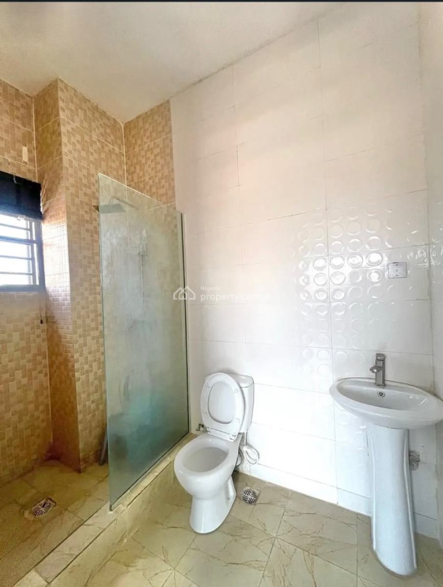 Well Built Serviced 2 Bedroom Apartment, Ikate Elegushi, Lekki, Lagos, Flat / Apartment for Rent