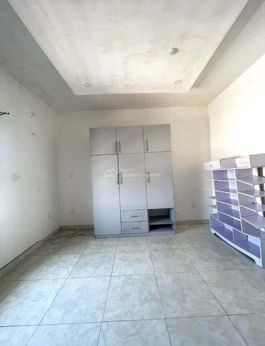 Well Built Serviced 2 Bedroom Apartment, Ikate Elegushi, Lekki, Lagos, Flat / Apartment for Rent