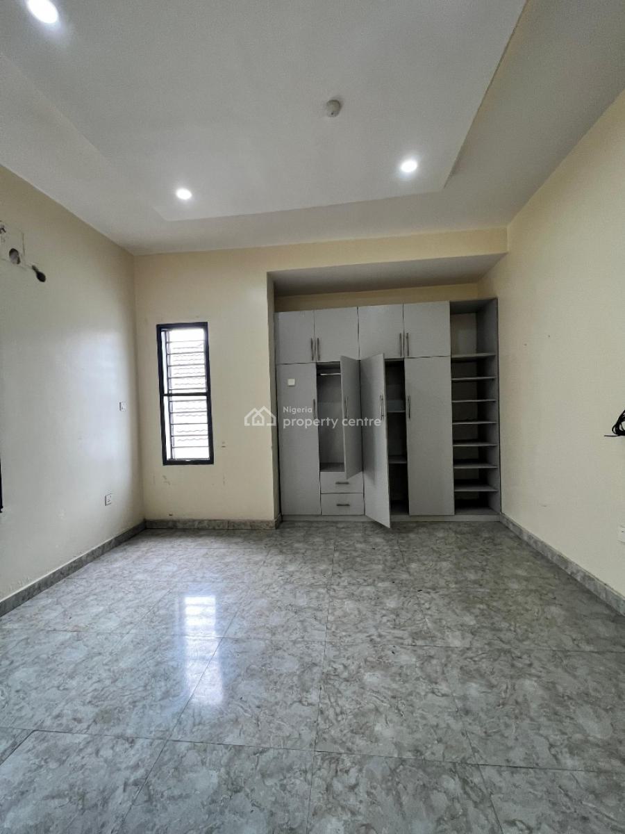 Well Built Serviced 2 Bedroom Apartment, Ikate Elegushi, Lekki, Lagos, Flat / Apartment for Rent
