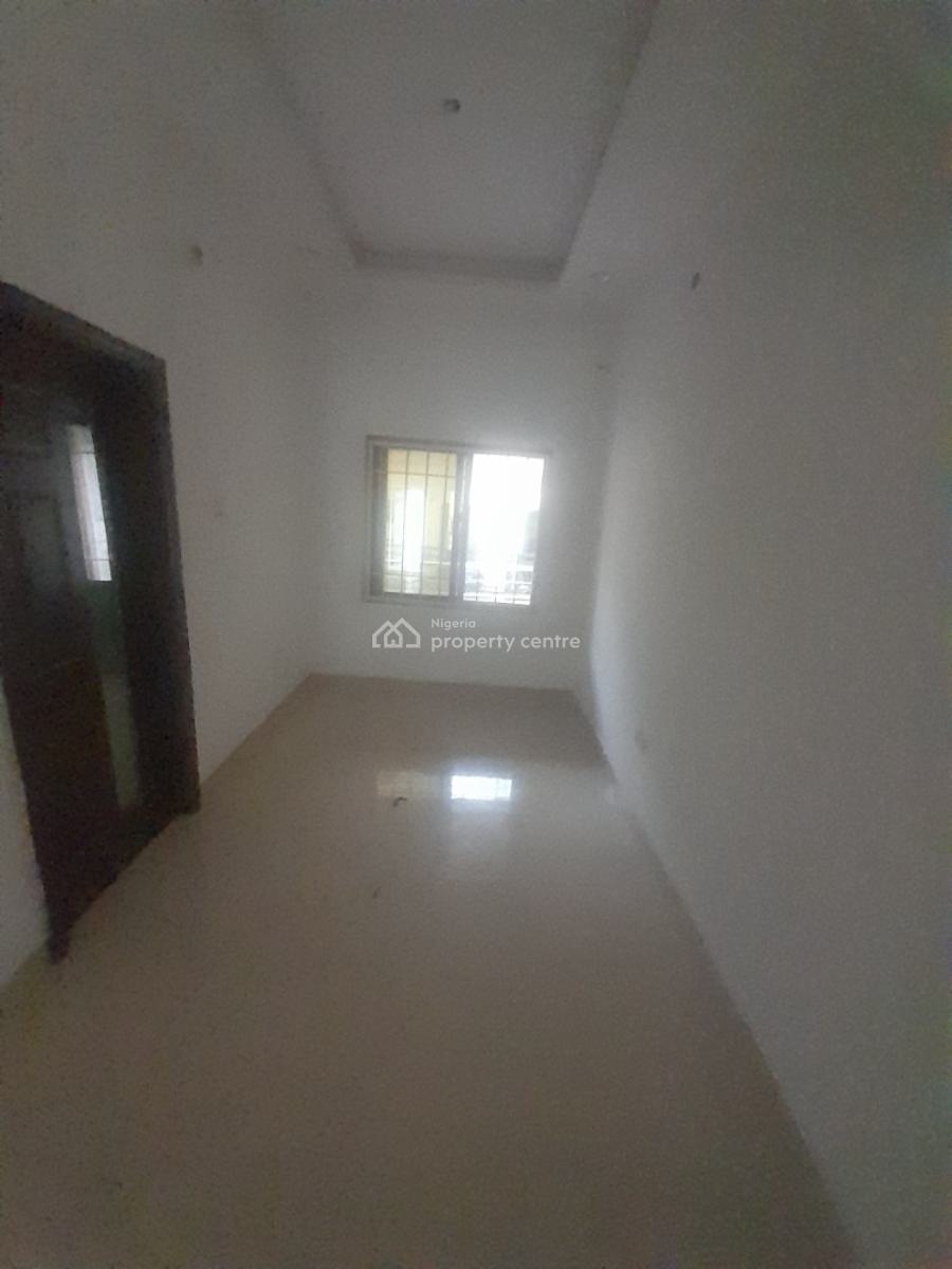 Standard Lovely 2 Bedrooms on a Tarred Road, Fo1 Layout, Kubwa, Abuja, Flat / Apartment for Rent