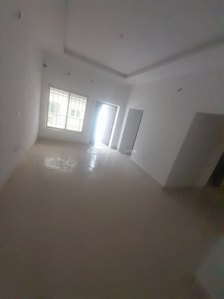 Standard Lovely 2 Bedrooms on a Tarred Road, Fo1 Layout, Kubwa, Abuja, Flat / Apartment for Rent