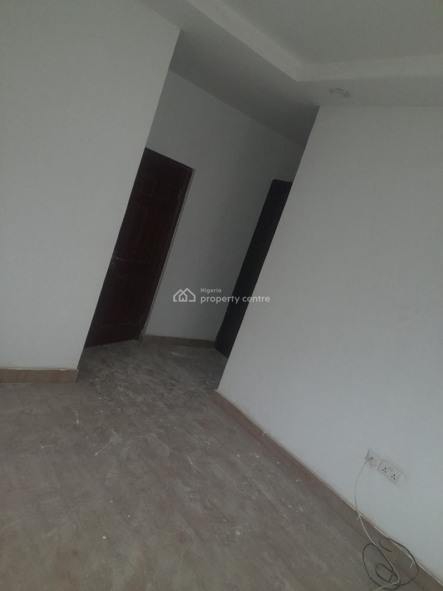 Standard Lovely 2 Bedrooms on a Tarred Road, Fo1 Layout, Kubwa, Abuja, Flat / Apartment for Rent