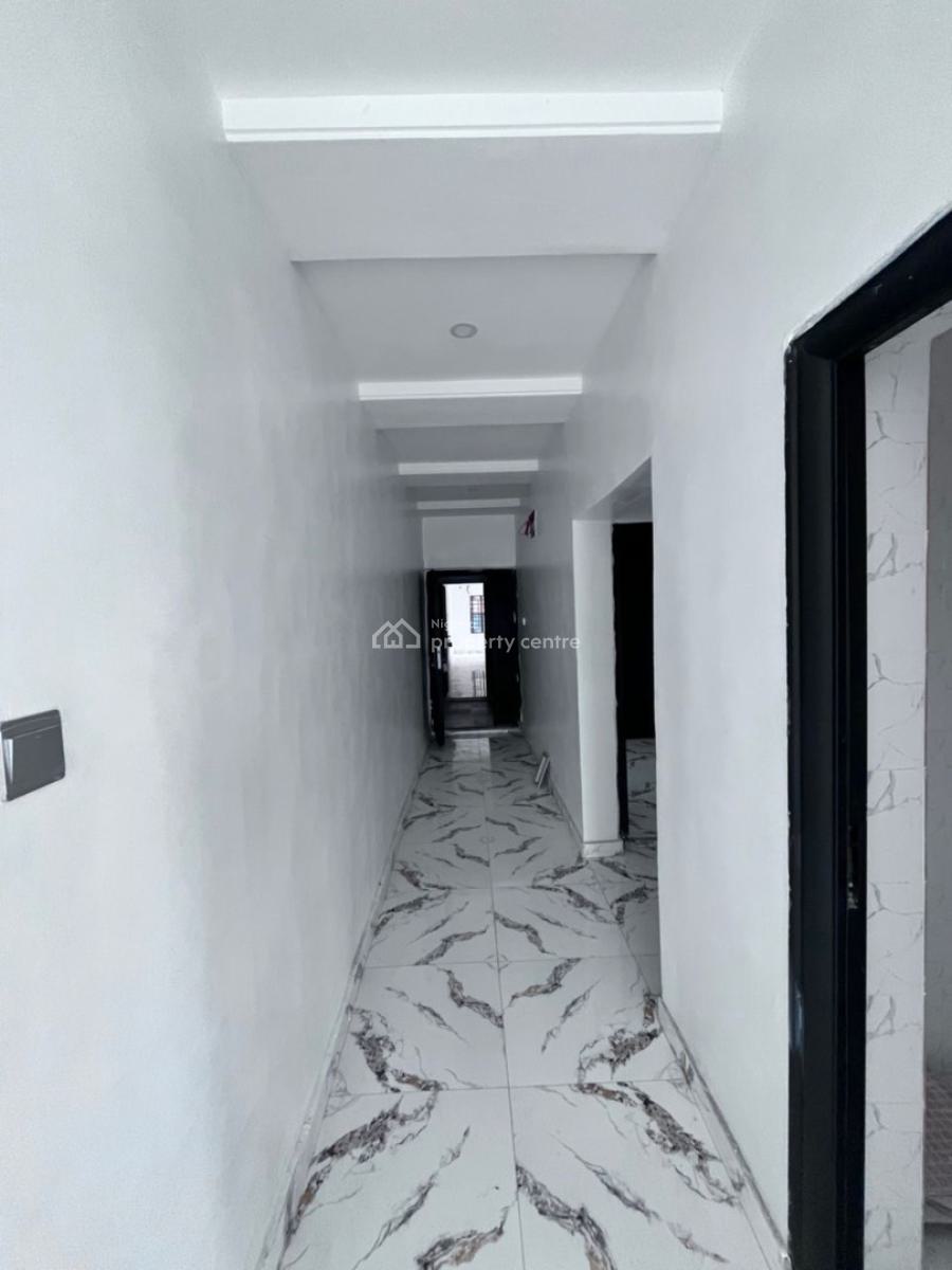 Luxury Serviced and  Partly Furnished 1 Bedroom Apartment, Badore, Ajah, Lagos, Mini Flat (room and Parlour) for Rent