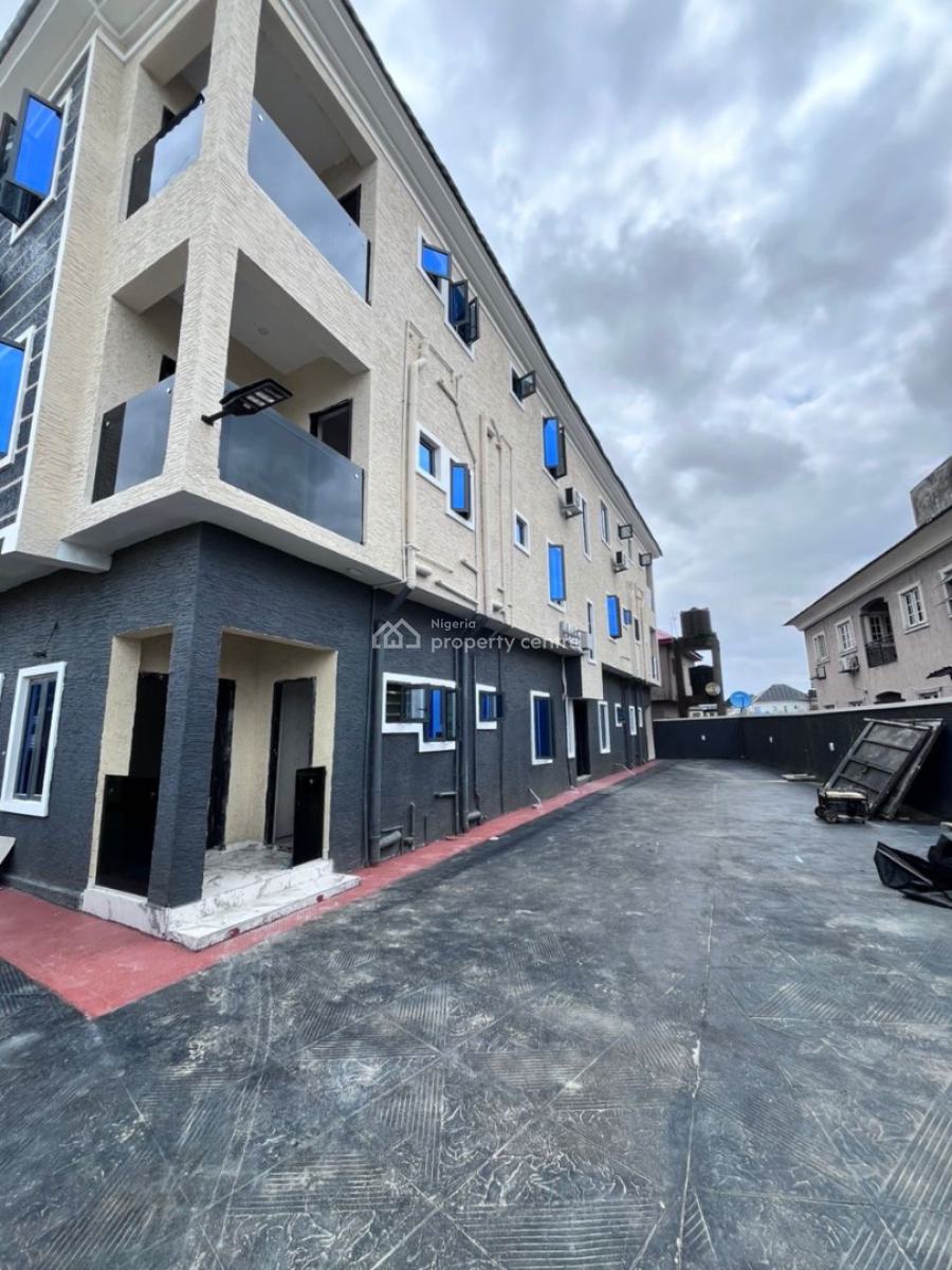 Luxury Serviced and  Partly Furnished 1 Bedroom Apartment, Badore, Ajah, Lagos, Mini Flat (room and Parlour) for Rent