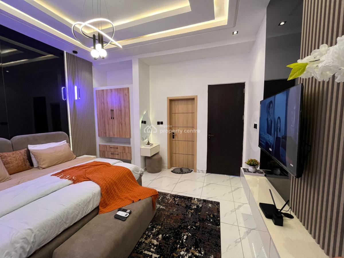 Luxury 2 Bedrooms Flat, Ilasan, Lekki, Lagos, Flat / Apartment Short Let