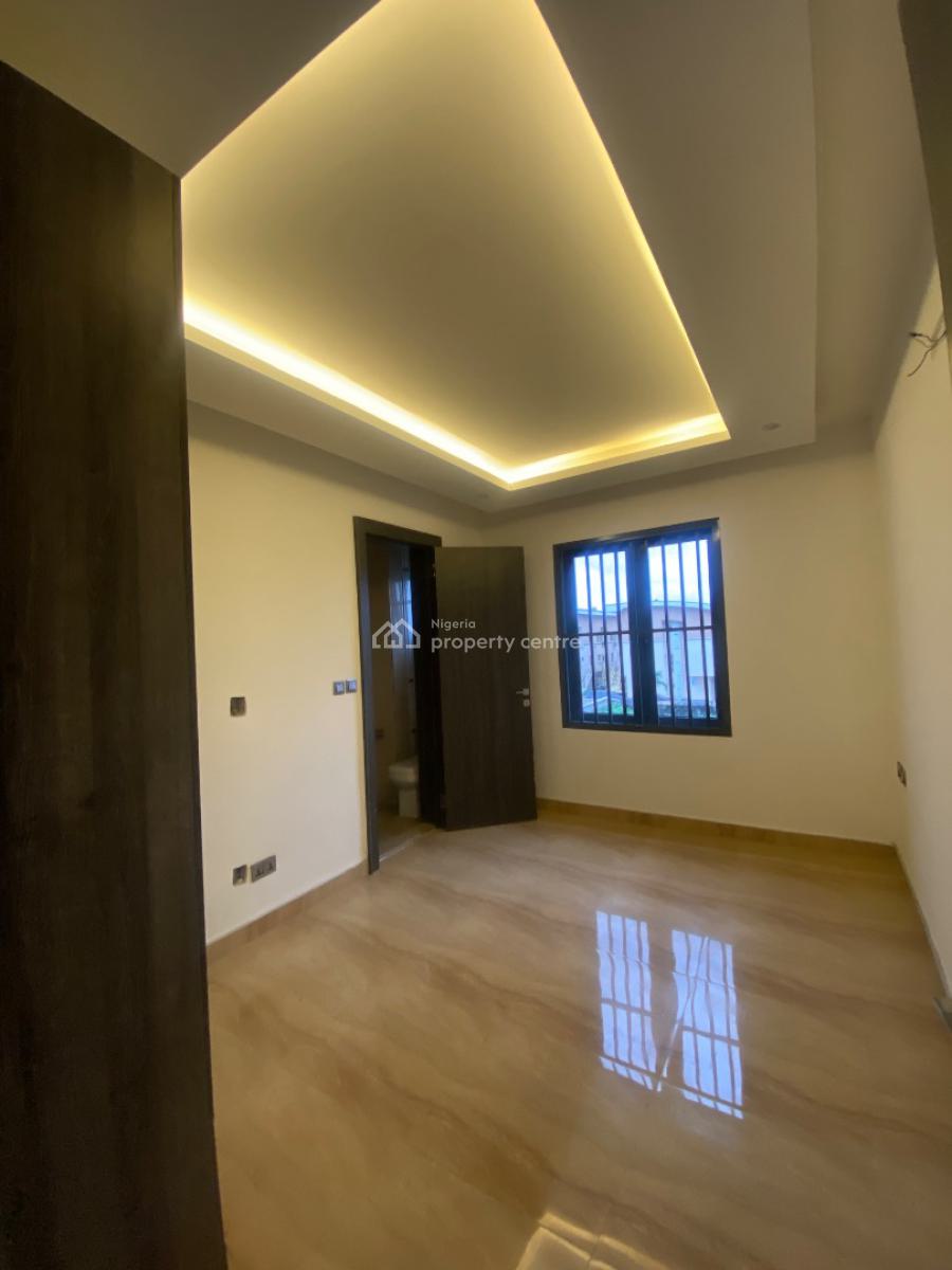 Exquisitely Finished Newly Built 4-bedroom Maisonette, Olaleye New Town, Iponri, Surulere, Lagos, Block of Flats for Sale