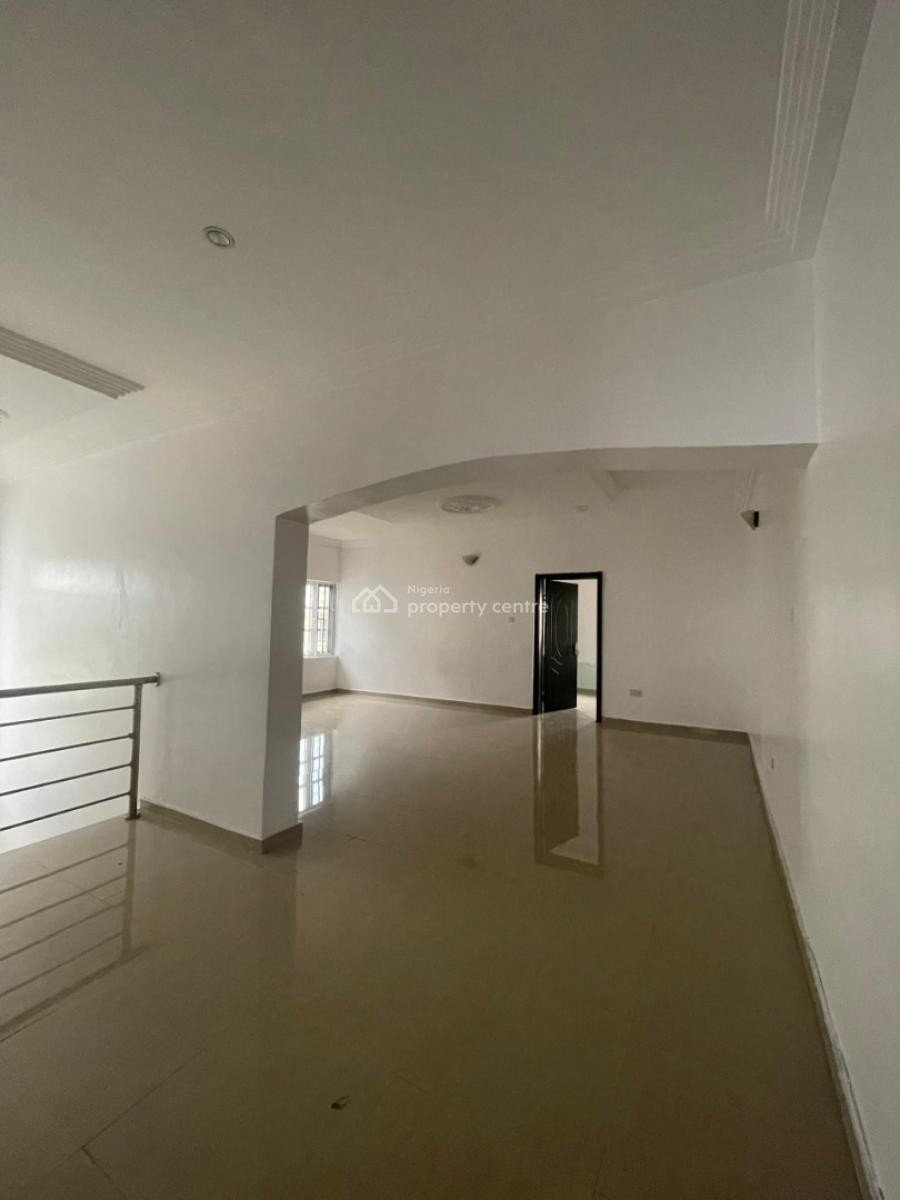 4-bedroom Semi Detached House with Bq, Crown Estate, Sangotedo, Ajah, Lagos, Semi-detached Duplex for Rent