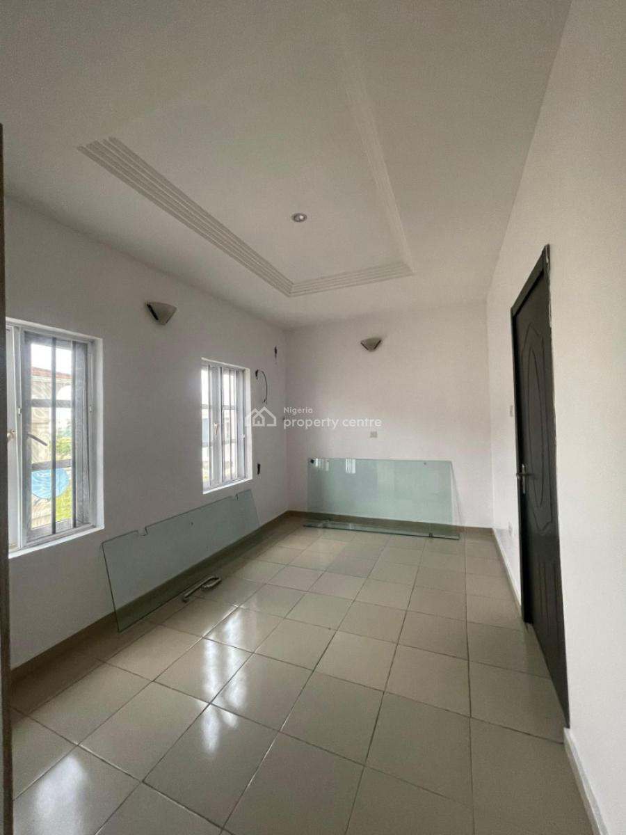 4-bedroom Semi Detached House with Bq, Crown Estate, Sangotedo, Ajah, Lagos, Semi-detached Duplex for Rent