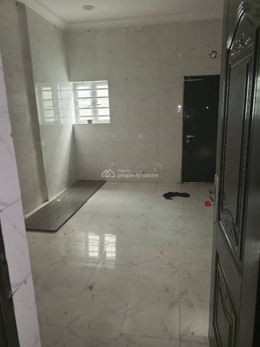 Neatly Used and Spacious 4 Bedroom Fully Detached Duplex with Bq, Ologolo, Lekki, Lagos, Commercial Property for Sale